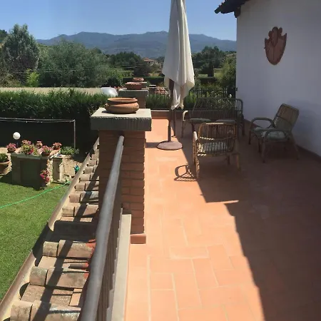 Casa vacanze Peaceful Holiday In With Swimming Pool